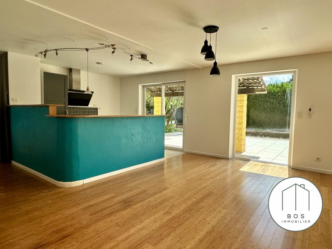 Photo 5 : Villa avec jardin et garage