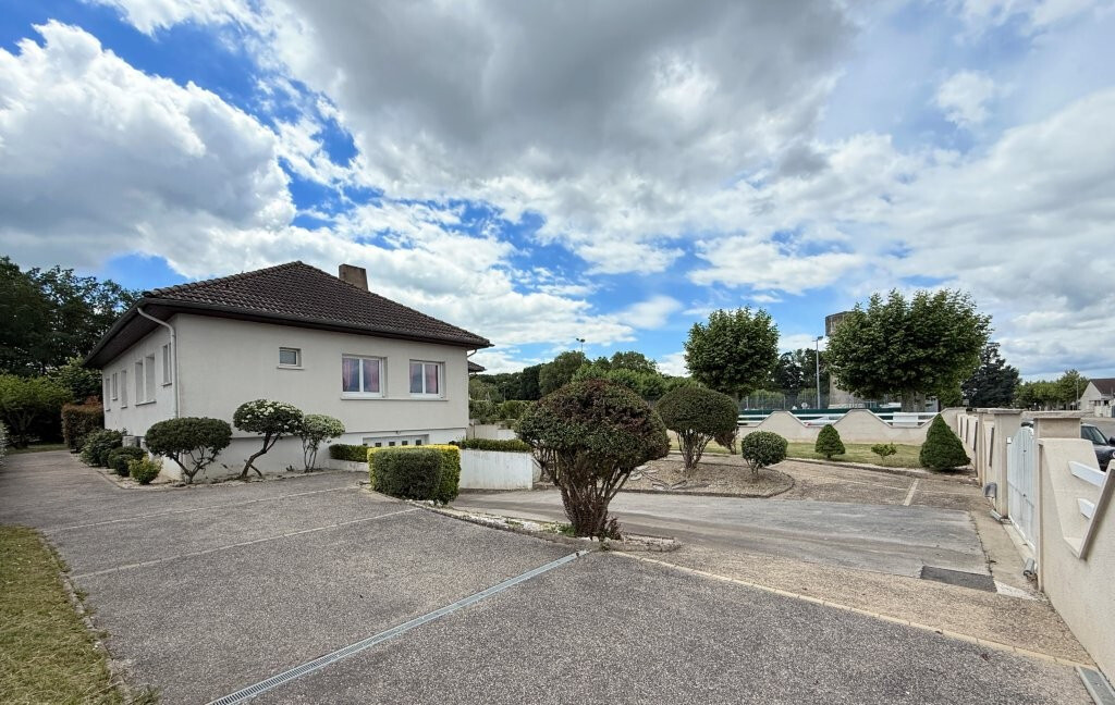 Photo 1 : Maison - Pierre-de-Bresse - 175m²