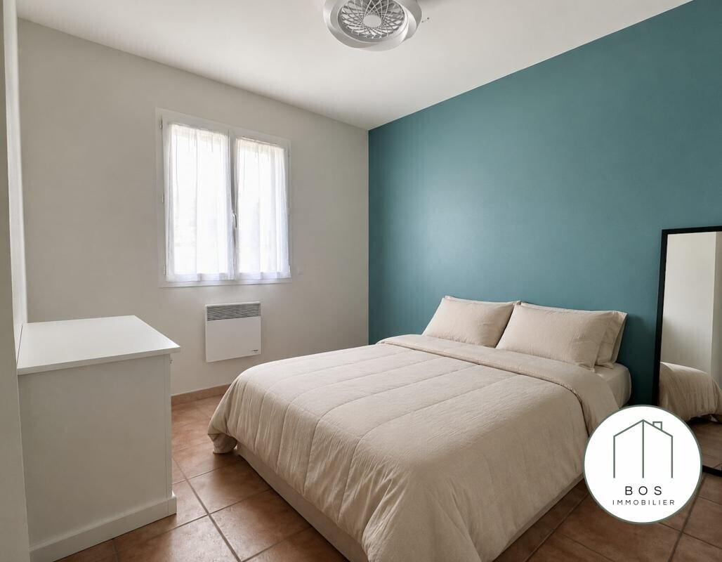 Photo 11 : Maison avec piscine et garage