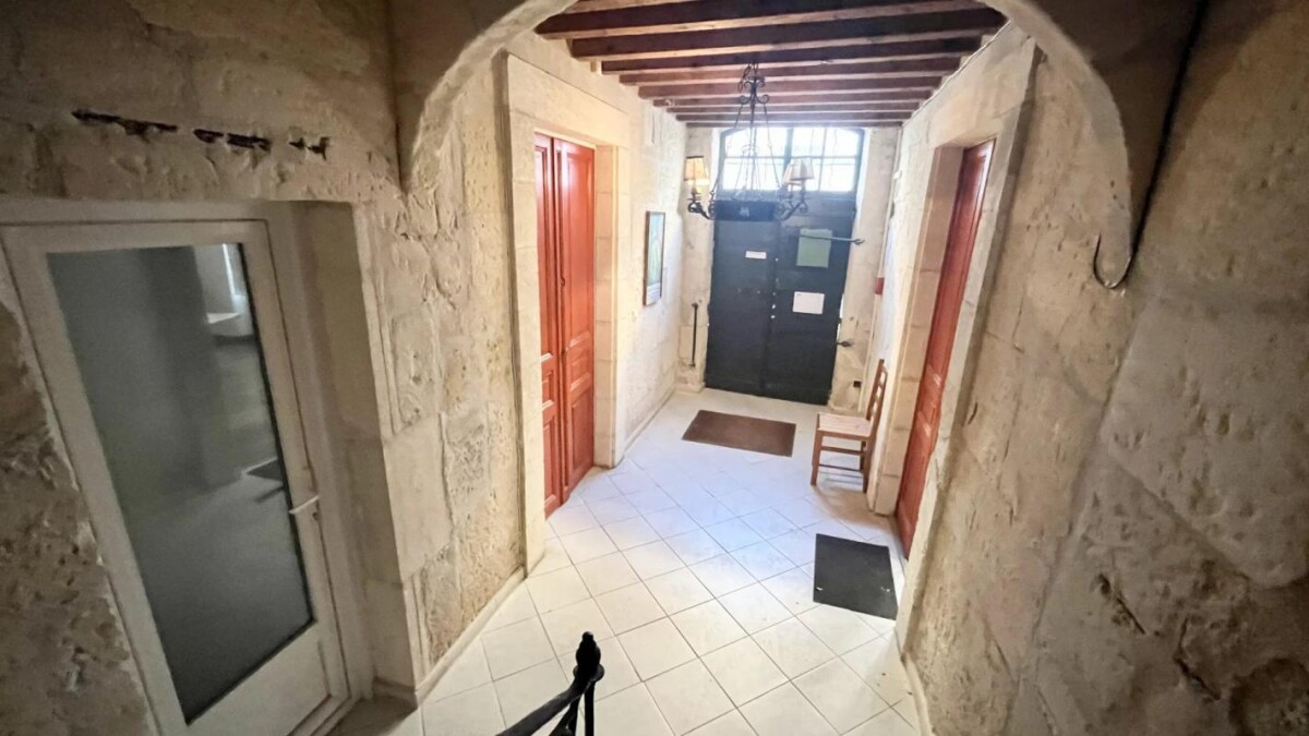 Photo 10 : Immeuble  de standing au coeur de Tarascon