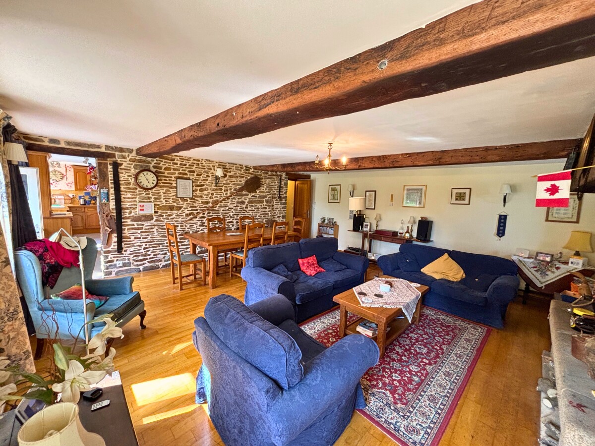 Photo 4 : Maison - Saint-Laurent-de-Cuves - 134m²