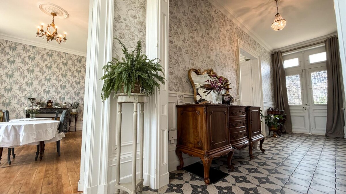 Photo 13 : Maison de Maître meublée du XIXème intégralement rénovée