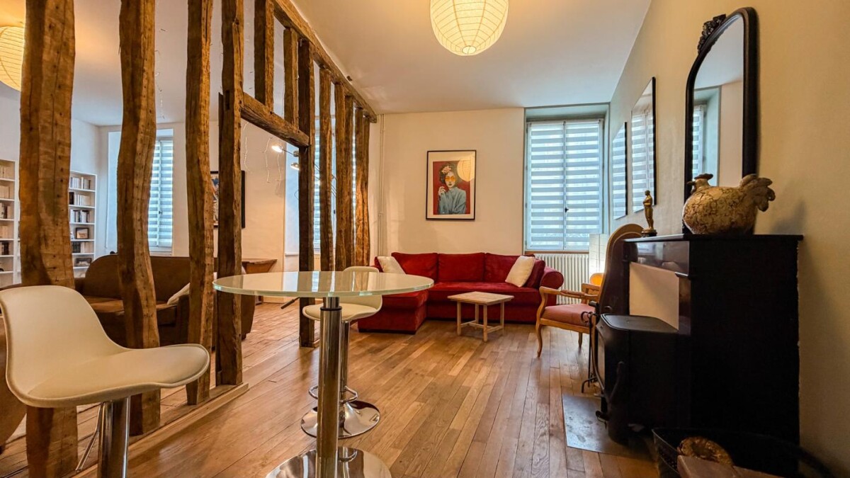 Photo 6 : Maison de charme avec jardin centre ville de Poitiers - Un l