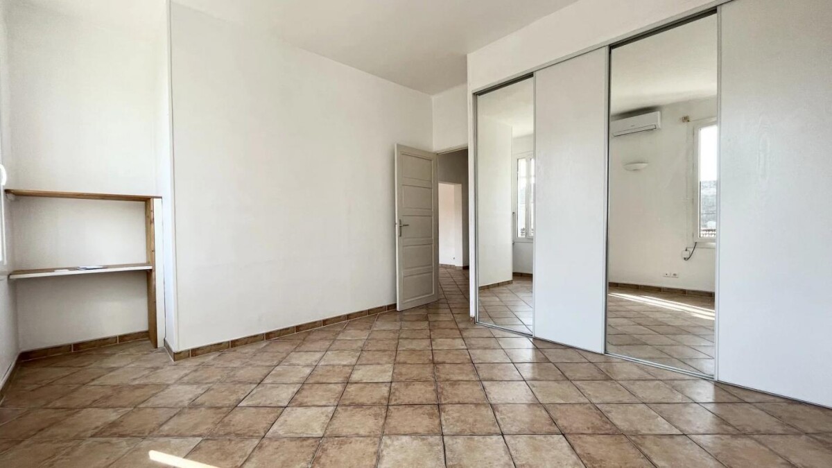 Photo 6 : appartement T2 proche des remparts