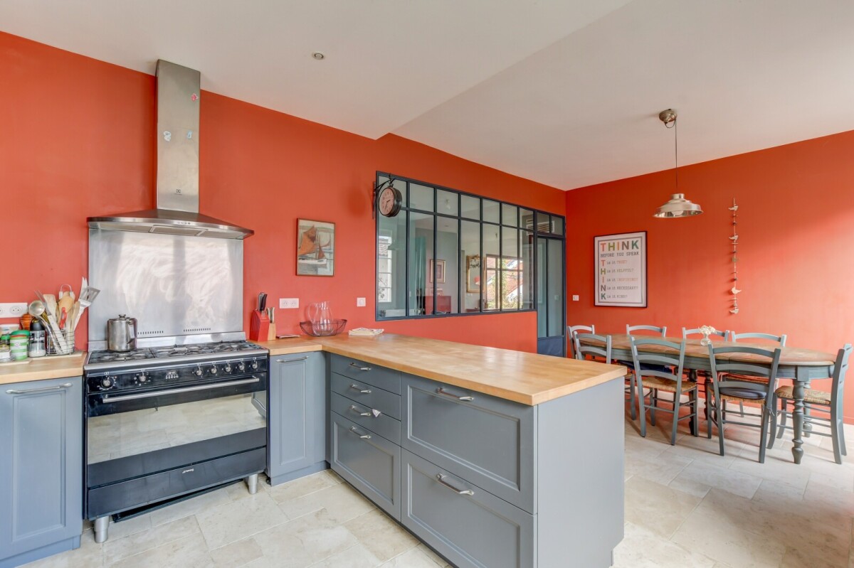 Photo 7 : Maison - Haut Guilhemery - 260m² - 7 chambres