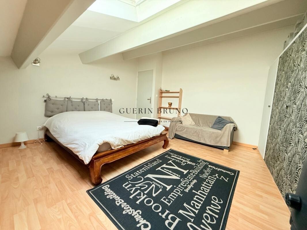 Photo 7 : À Vendre - Maison de caractère rénovée avec piscine, centre-ville de Bergerac