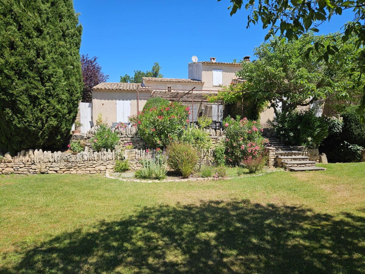 Photo 1 : Villa - Gordes - 245m²