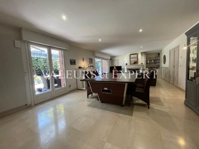 Photo 4 : TB DEMEURE INDIVIDUELLE EN SEMI PLAIN PIED - 258m²HAB