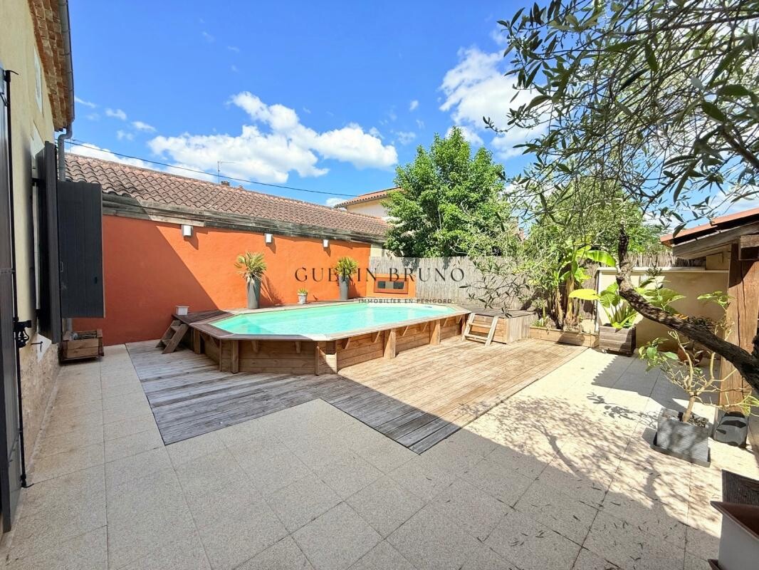 Photo 12 : À Vendre - Maison de caractère rénovée avec piscine, centre-ville de Bergerac