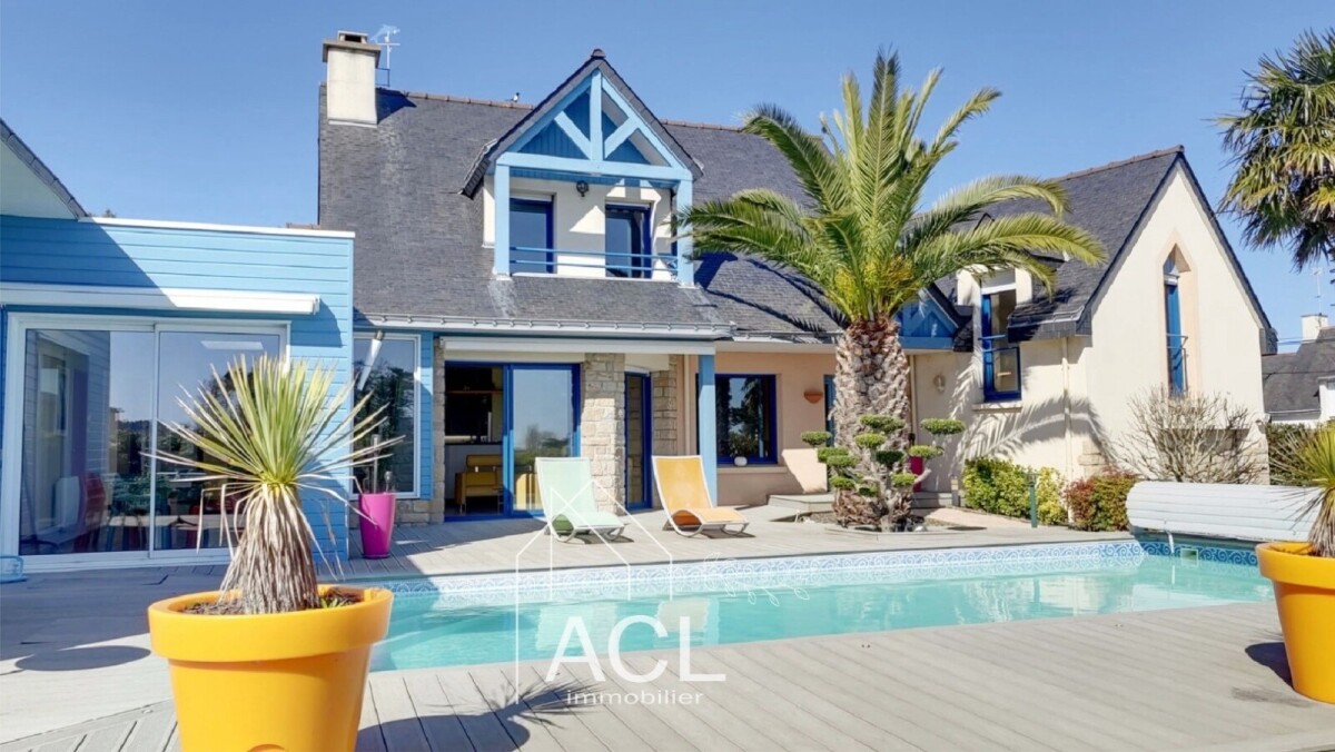 Photo 2 : Maison d’architecte avec piscine à 200 m des plages