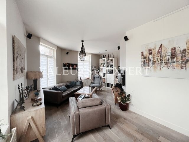 Photo 7 : TB Immeuble mixte de 175m2 avec deux terrasses et un garage