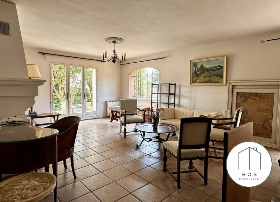 Photo 7 : Confortable villa avec jardin et garage
