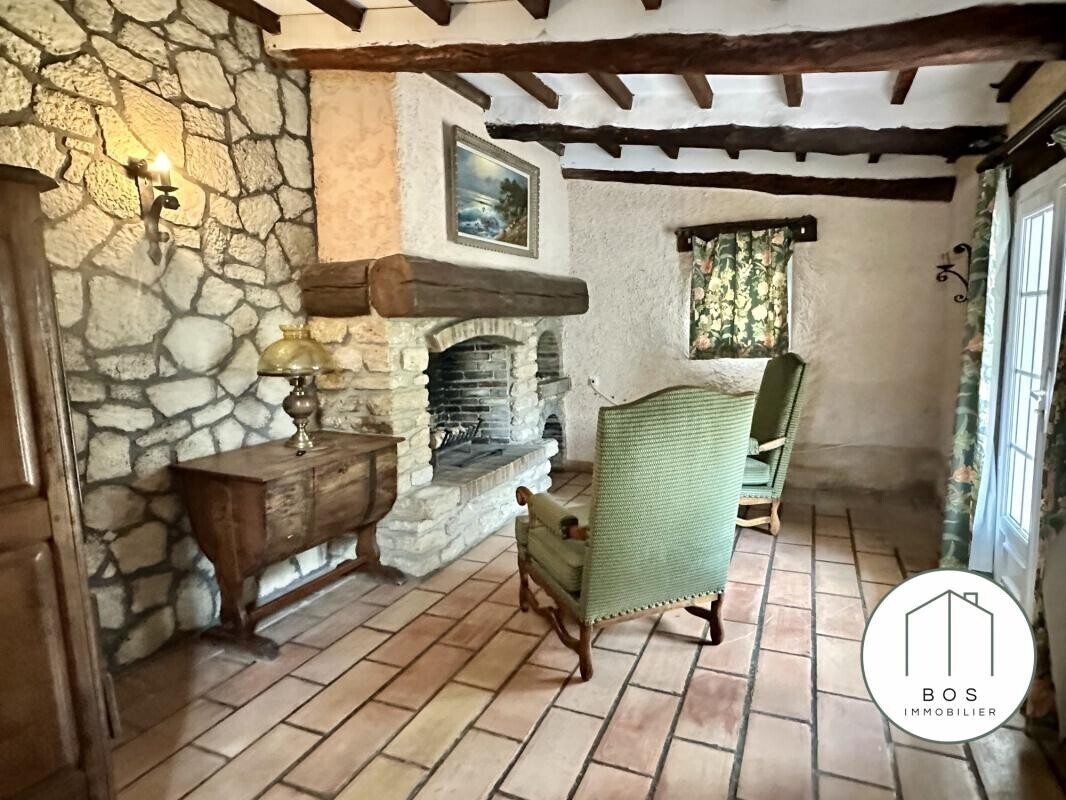 Photo 16 : Villa avec piscine et garage