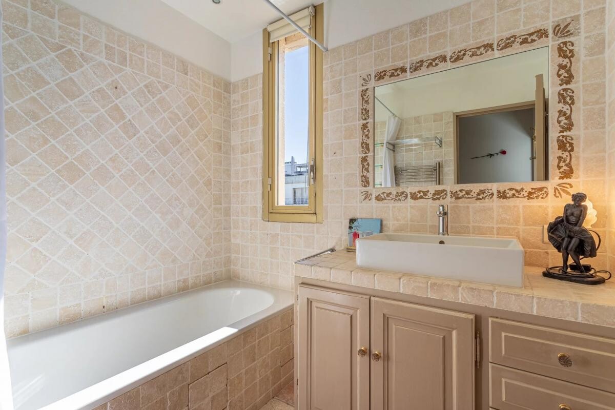 Photo 17 : Appartement en duplex avec toit terrasse à St Tropez