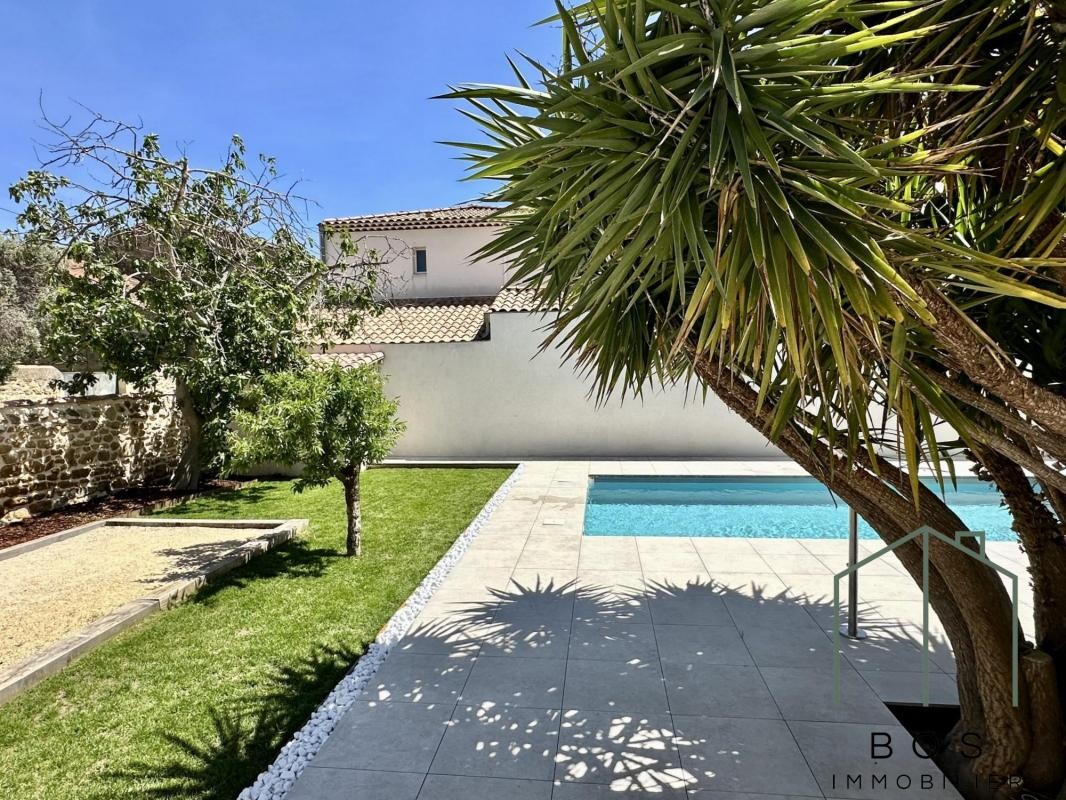 Photo 7 : Maison de ville avec piscine et garage