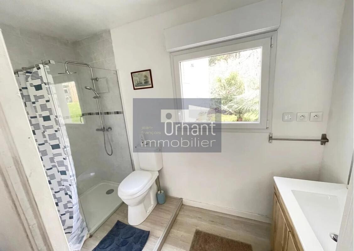 Photo 16 : Maison 2021 - Vue eau - 5 pièces 111 m² - Arzal Barrage –  450 m de l’eau 3 chambres et 3 salles d'eau – Terrasse 69 m² - Garage 43 m²