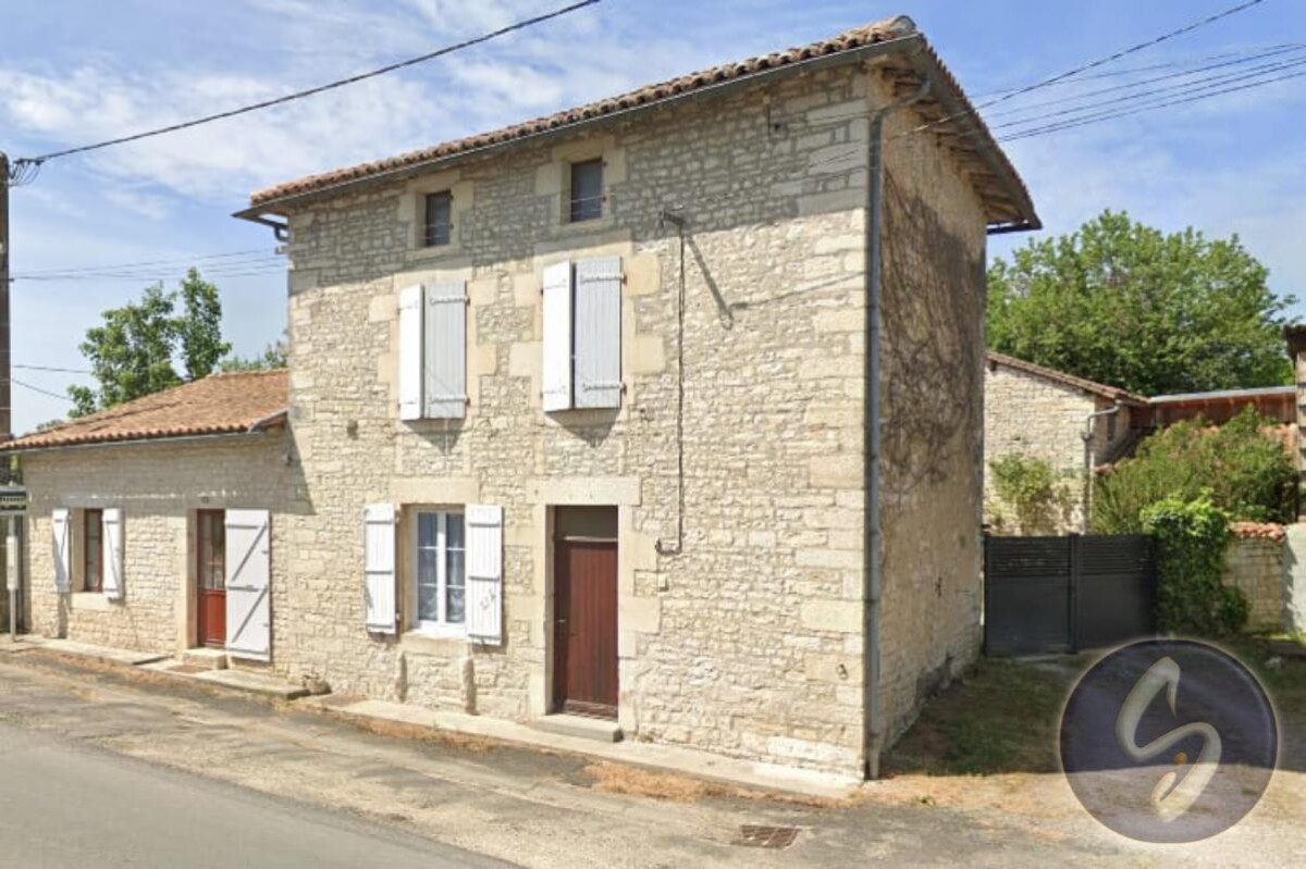 Photo 1 : 3 CHAMBRES ET GRENIER EXPLOITABLE