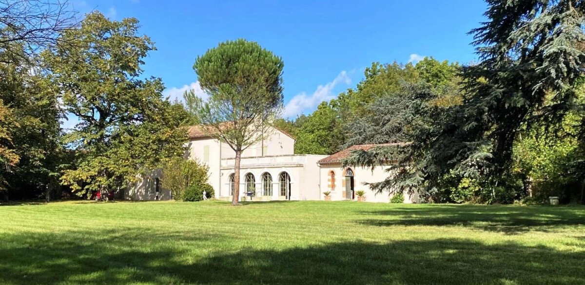 Photo 2 : Maison de maître rénovée avec chapelle et parc près de Castres