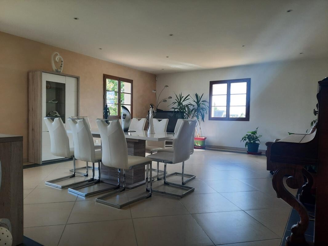 Photo 6 : MAISON TYPE 8, LE BREUIL 71670
