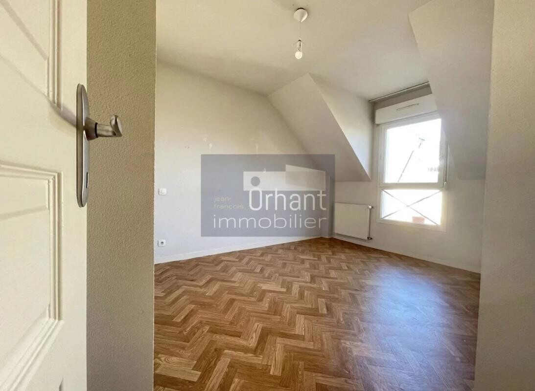 Photo 10 : Maison 2003 - 3 chambres + garage + terrasse et jardin proche bourg – Theix