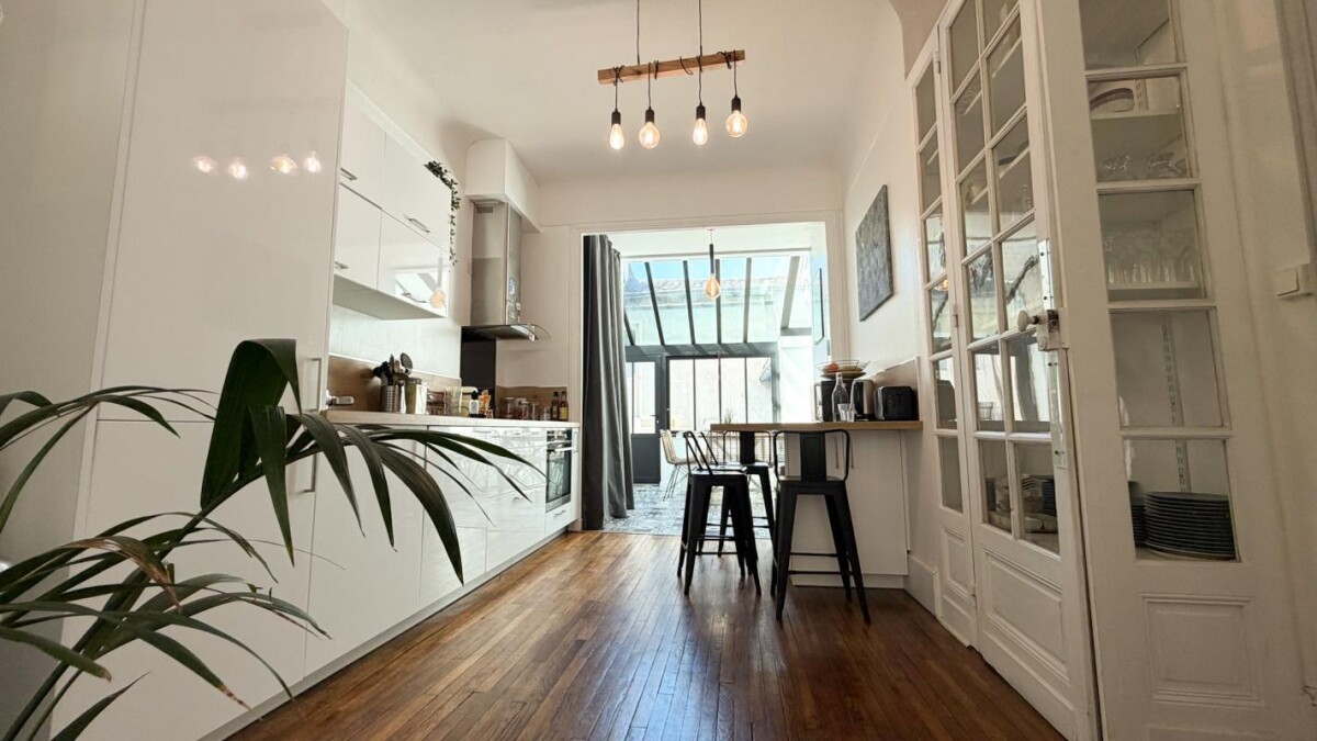 Photo 2 : Maison de charme en centre ville avec garage et studio loué