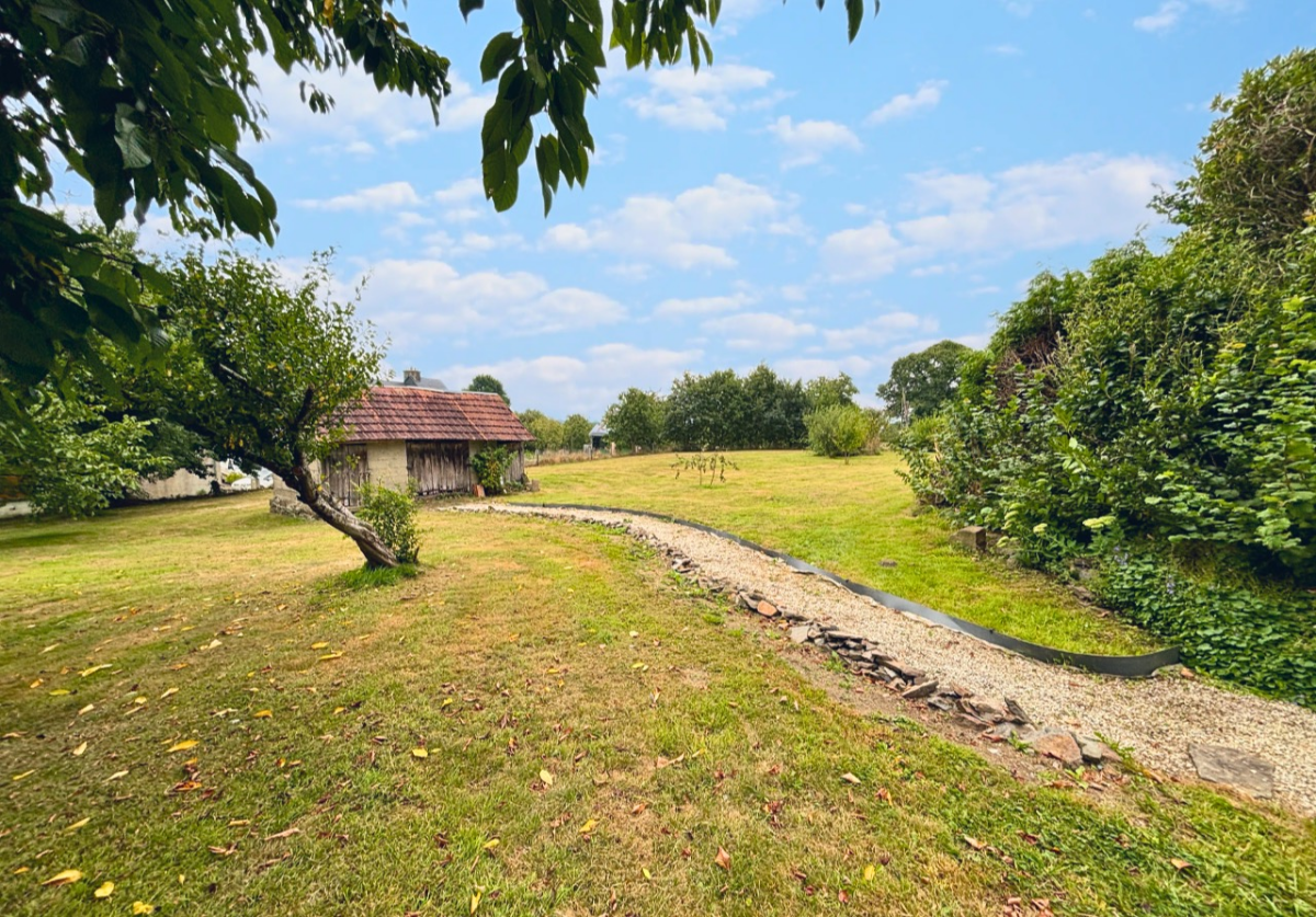 Photo 5 : Maison - Saint-Laurent-de-Cuves - 148m²