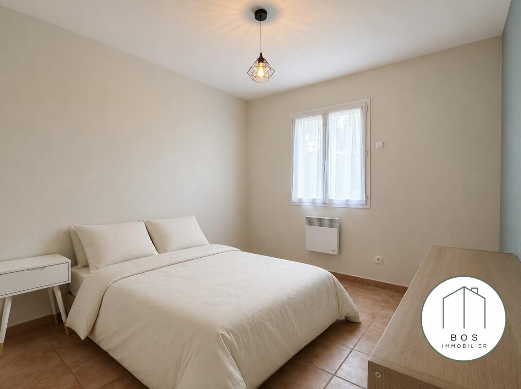 Photo 13 : Maison avec piscine et garage