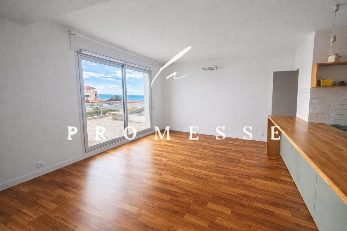 Photo 6 : VUE OCÉAN - Terrasse - T3/4