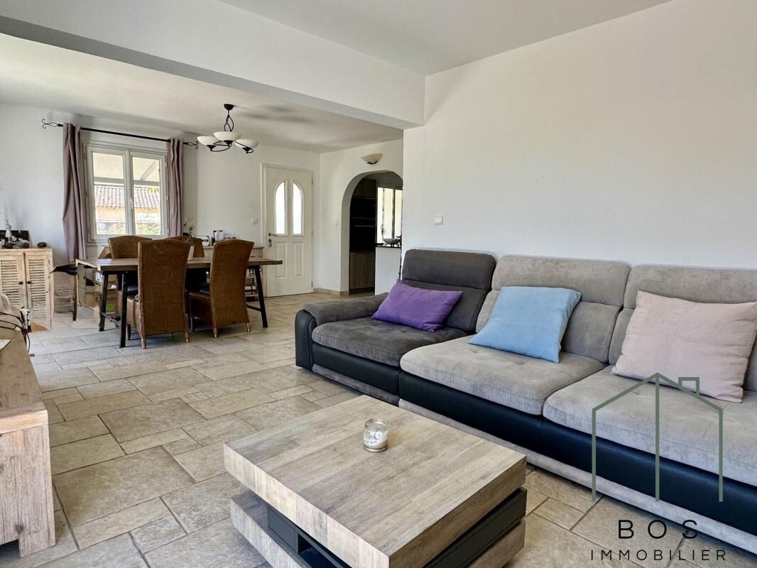 Photo 7 : Villa de plain pied avec jardin