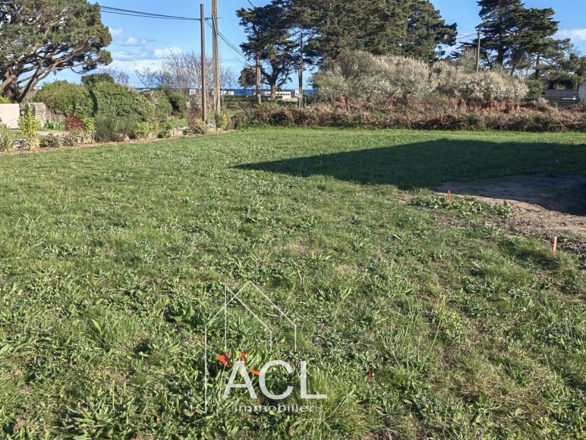Photo 2 : Terrain à bâtir viabilisé de 370 m2 proche des plages