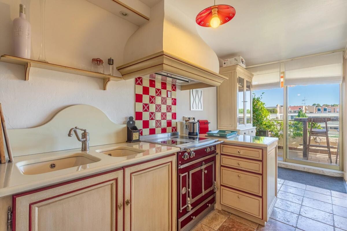 Photo 10 : Appartement en duplex avec toit terrasse à St Tropez