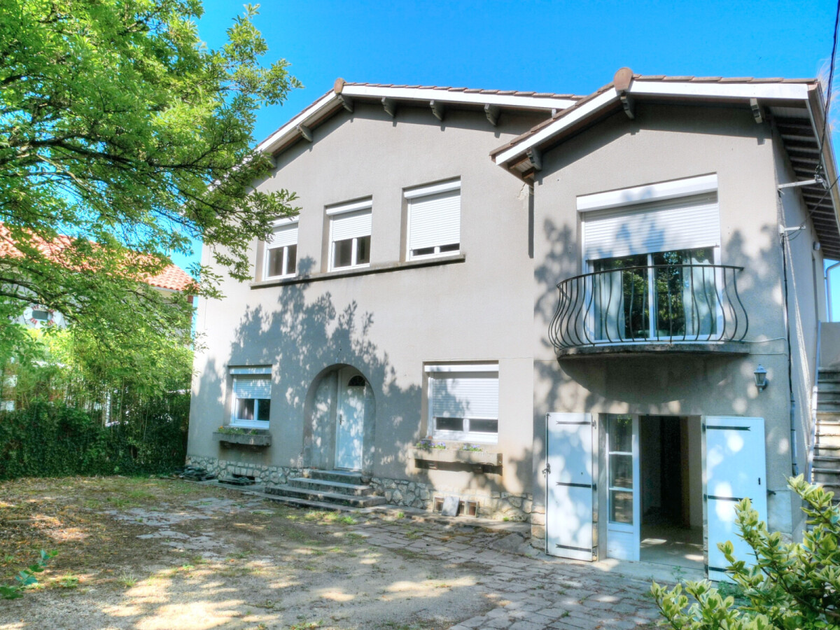 Photo 1 : Maison - Condom - 180m² +- 2 logements