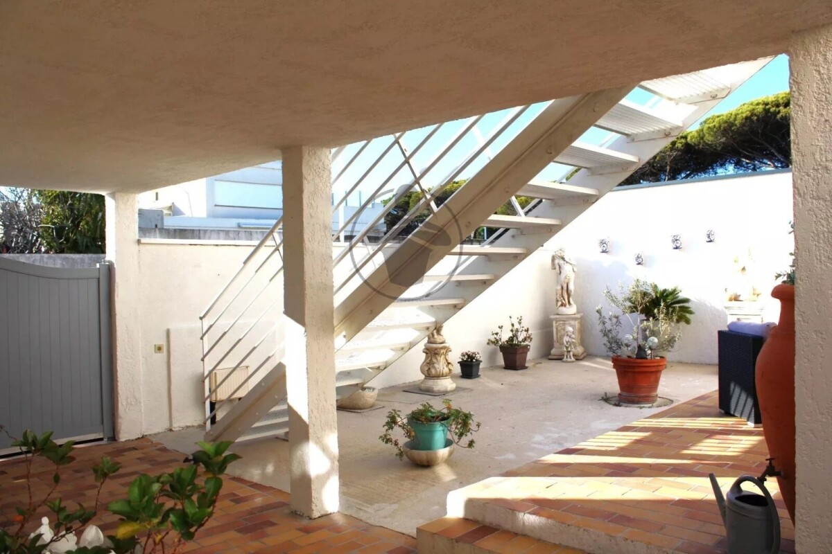 Photo 8 : Ensemble maison et appartement de 179m² à Carnon - Plage