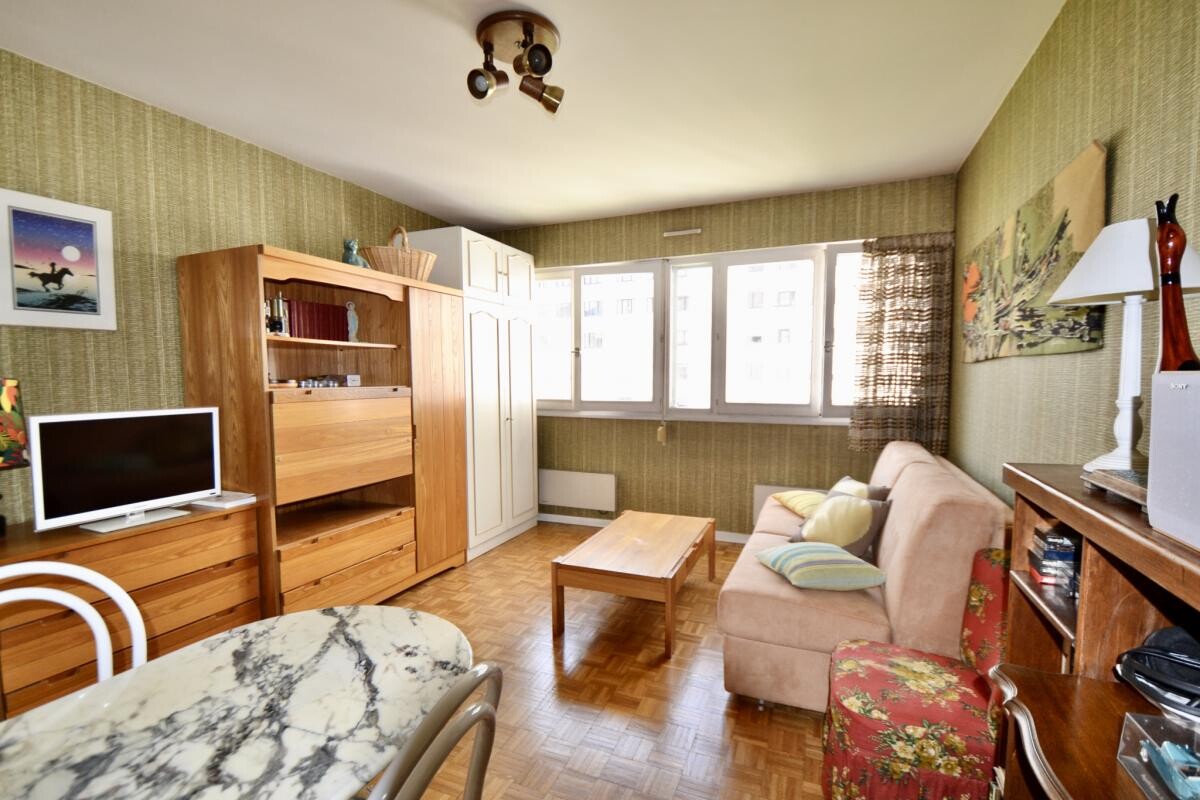 Photo 1 : APPARTEMENT T1 AU CALME AVEC GARAGE