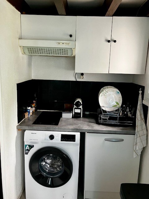 Photo 4 : Hostens- environnement calme et arboré pour ce T2 loué .