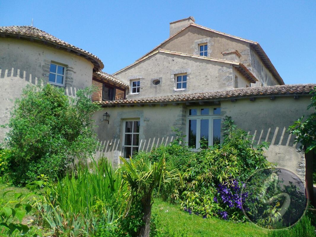 Photo 2 : LOGIS OU MANOIR DU XVI