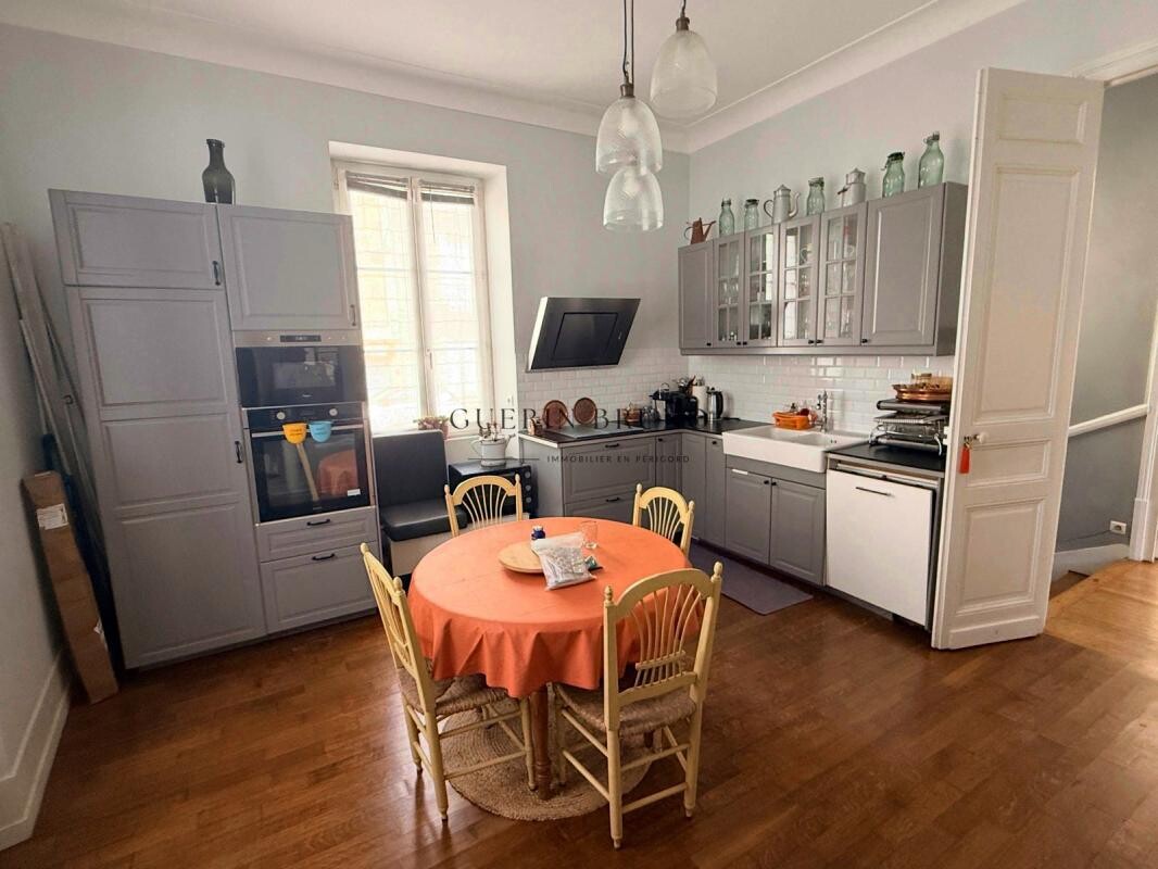 Photo 7 : Élégante maison de caractère avec jardin et garage en cœur de Périgueux