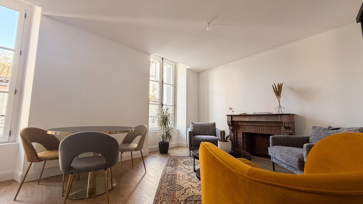 Photo 3 : Appartement de standing lumineux en hyper centre