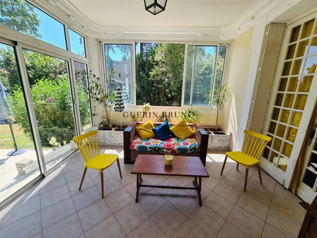 Photo 5 : Villa centre ville avec piscine