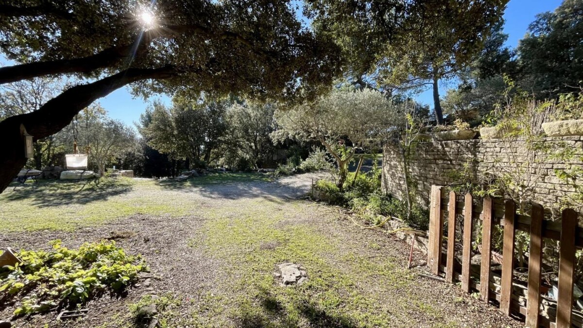 Photo 4 : Bastide de  charme sur les hauteurs de St Antoine à l'Isle sur la Sorgue