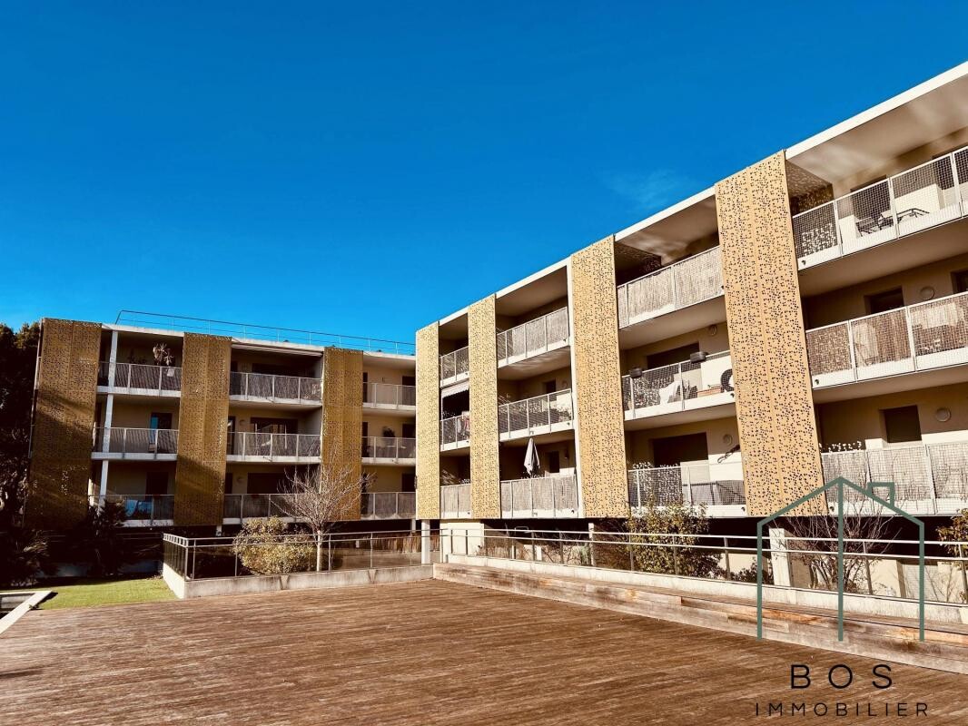 Photo 2 : Appartement T1 avec terrasse et piscine