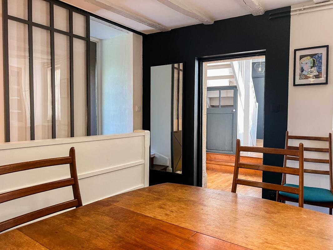 Photo 9 : Rare à Poitiers centre : Maison médiévale avec jardin, pisci