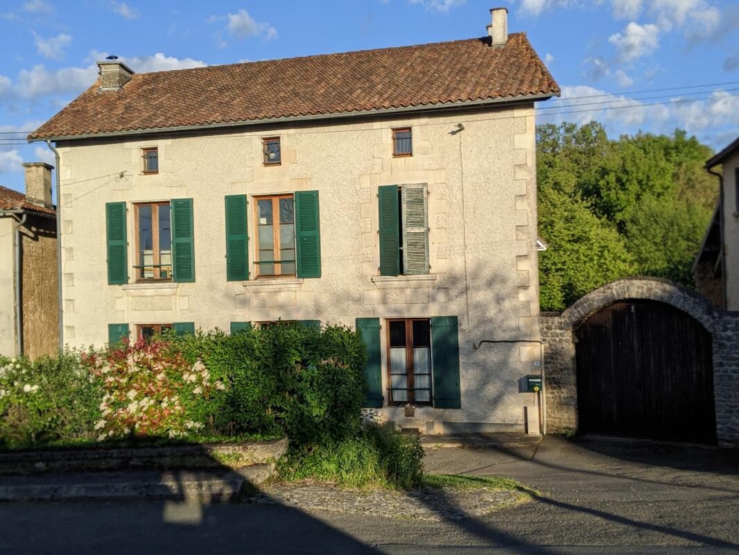 Photo 1 : Maison 262m2 avec piscine à Marcay