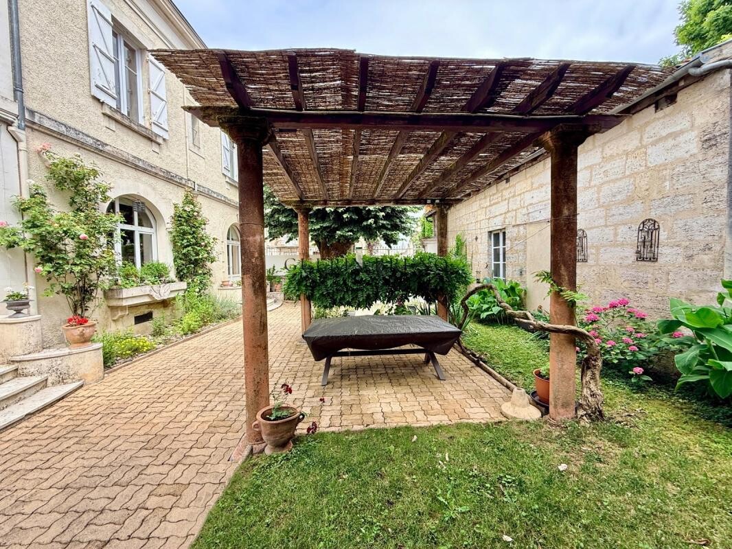Photo 3 : Élégante maison de caractère avec jardin et garage en cœur de Périgueux