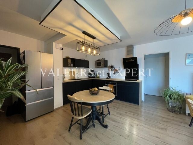 Photo 1 : TB Appartement moderne, T3, 2 balcons, 2 places de parking