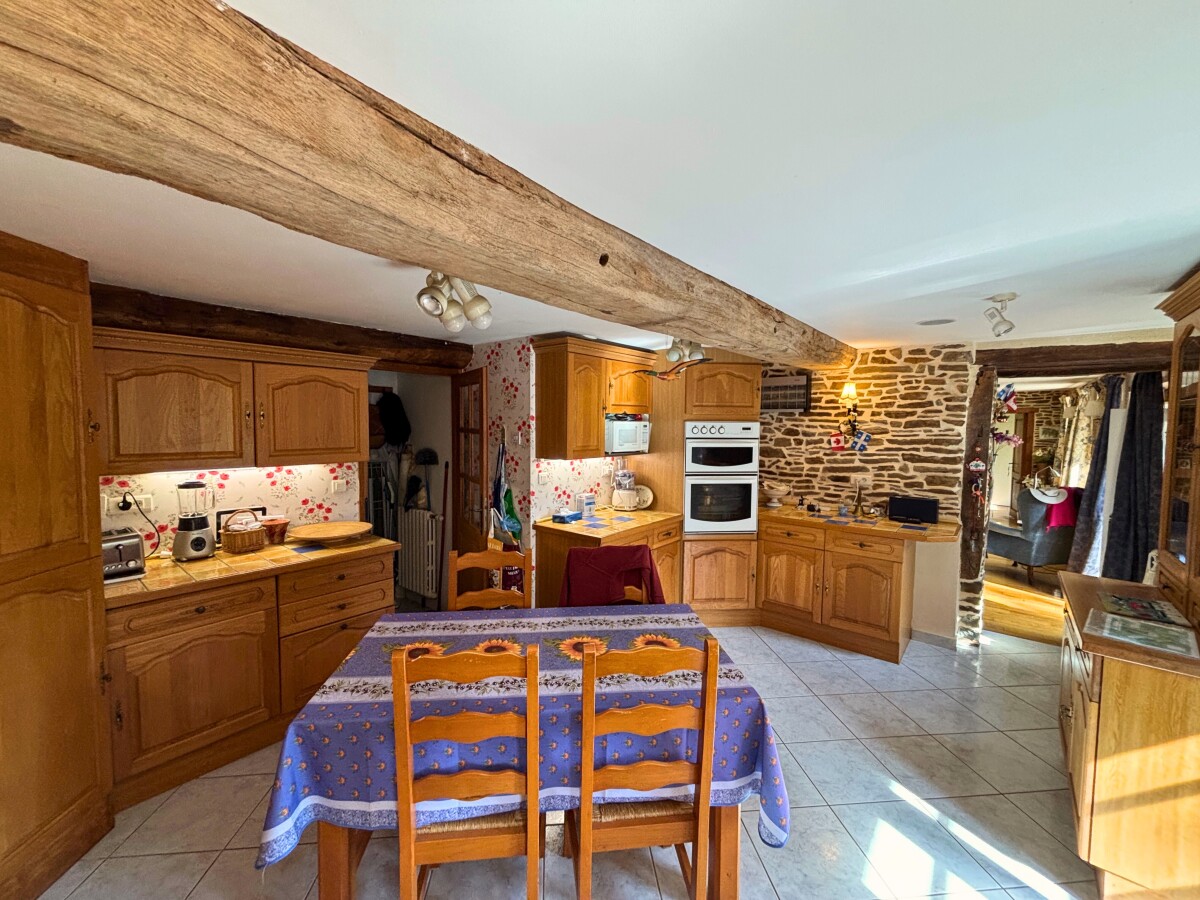 Photo 5 : Maison - Saint-Laurent-de-Cuves - 134m²