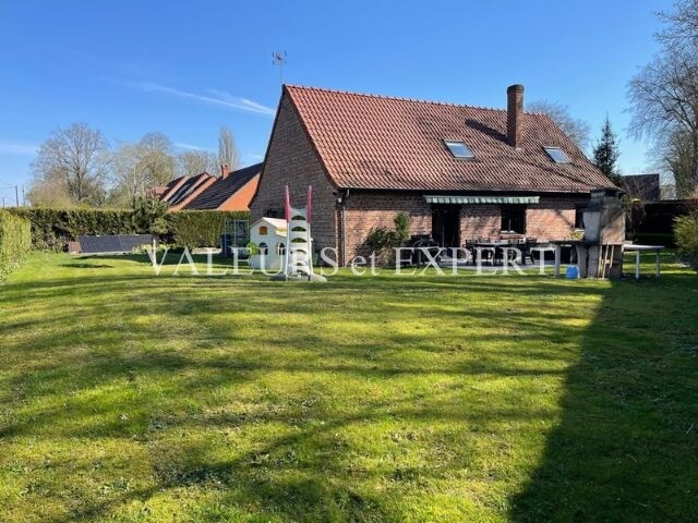 Photo 1 : TB Maison individuelle semi plain pied,double garage, jardin