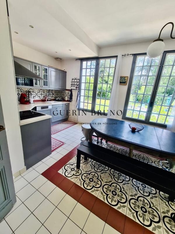 Photo 4 : Villa centre ville avec piscine