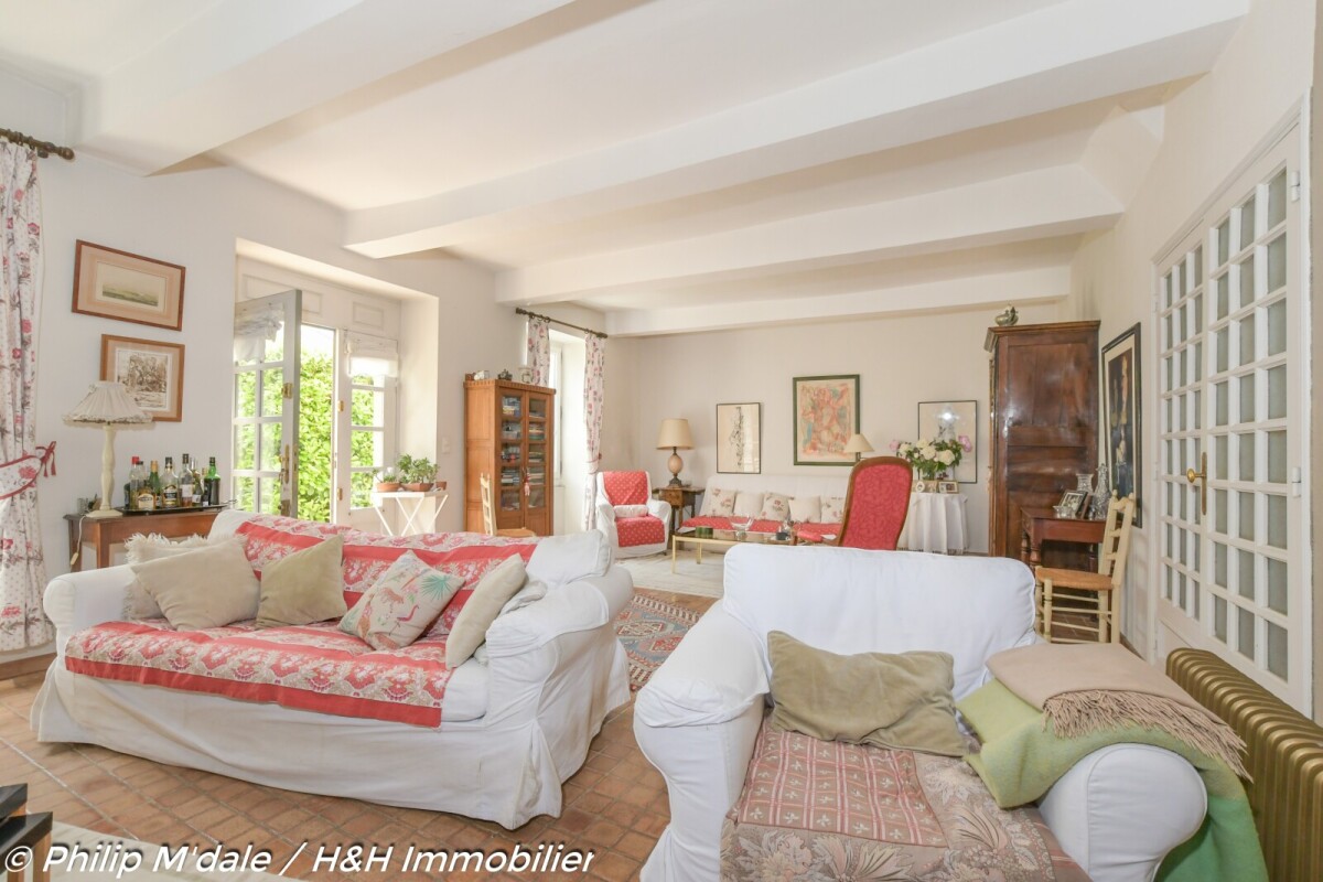 Photo 3 : Maison - Morières-lès-Avignon - 255m²