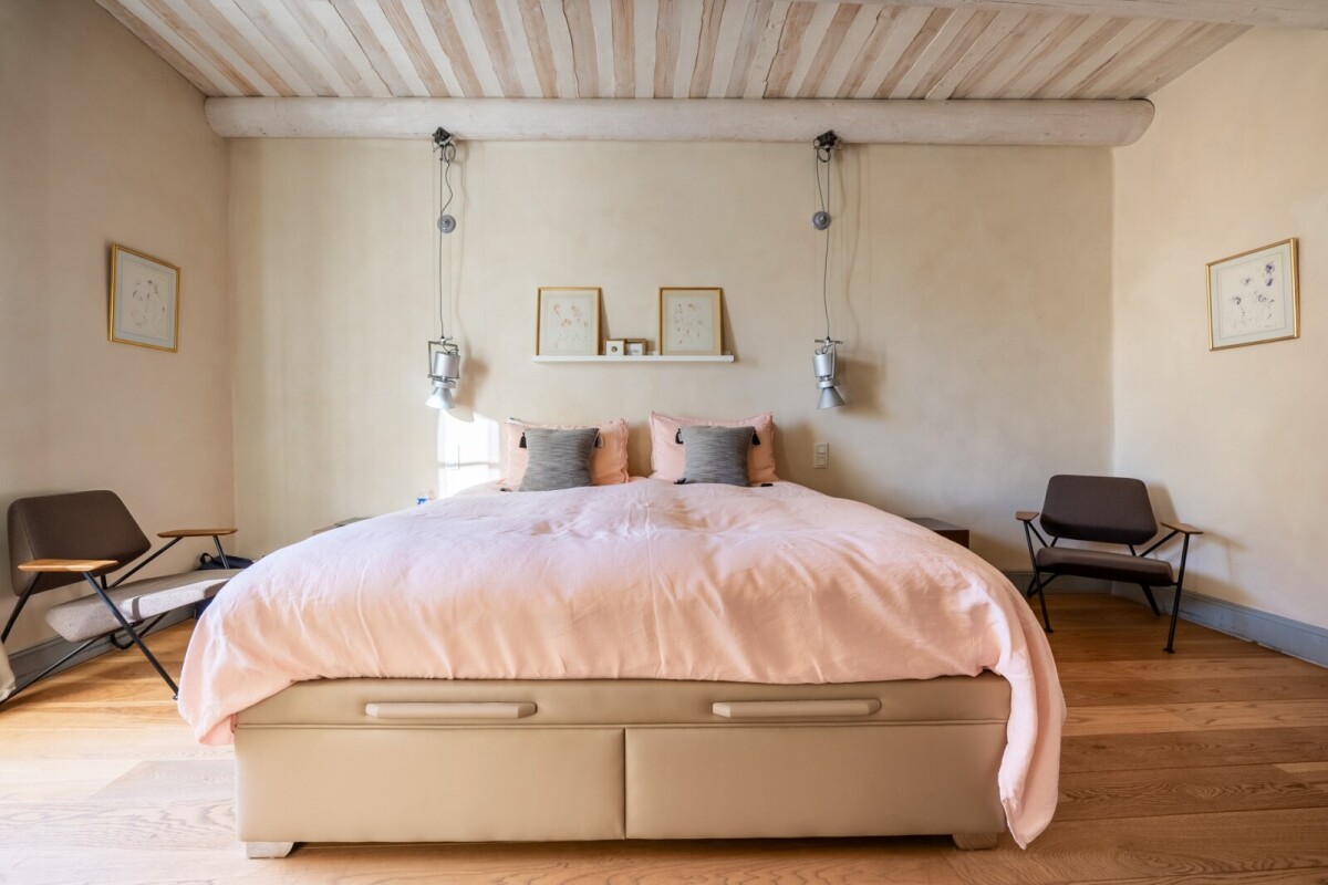 Photo 7 : Propriété - Orange - 710m²